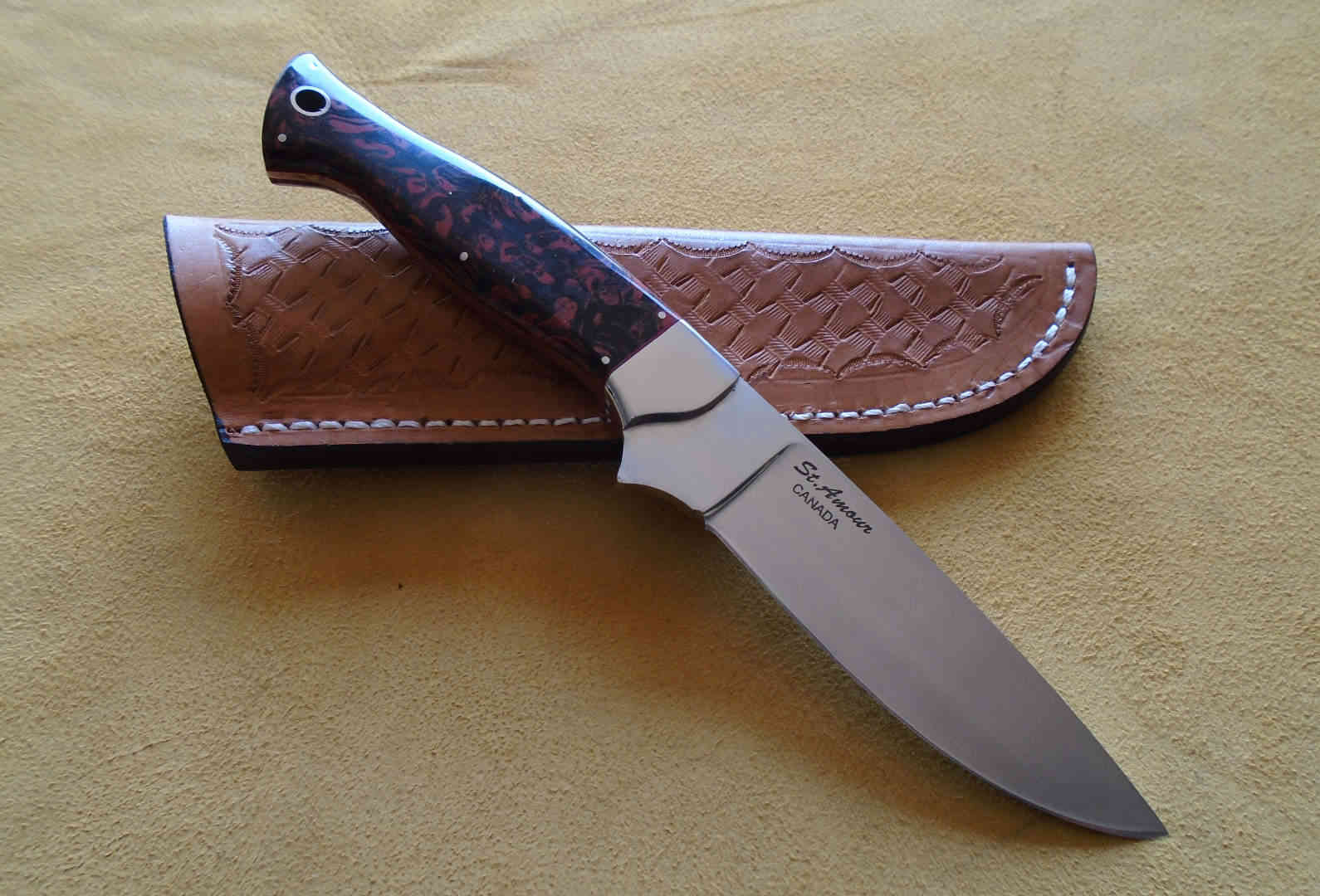 CPM-154, M4-Lava, Drop Point Knife